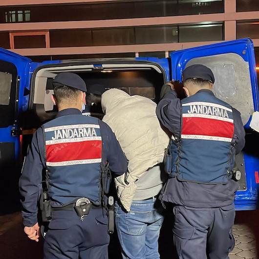 Tekirdağ'ın Marmaraereğlisi ilçesinde üzerinde 301 uyuşturucu hap ele geçirilen şüpheli gözaltına alındı