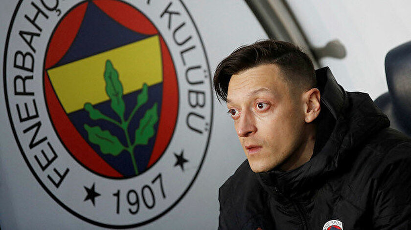 Büyük umutlarla transfer edilen Mesut Özil, Fenerbahçe'de istenmeyen adam ilan edildi.
