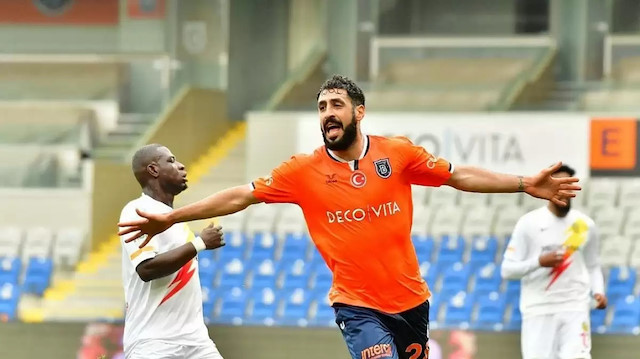 Tolga Ciğerci 1,5 sezon Başakşehir forması giydi. 