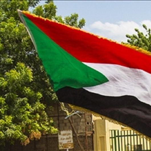 السودان.. الآلية الثلاثية تبحث مع قوى سياسية وعسكرية الحوار