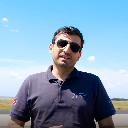 Selçuk Bayraktar dayanım uçuşunu başarıyla tamamlayan Akıncı-Byi paylaştı: Fırtına gibi esiyor