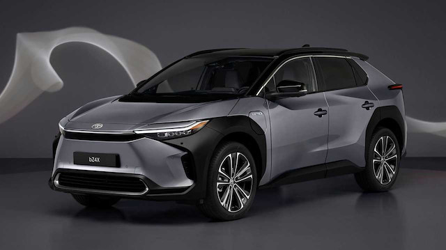 Toyota elektrikli araçlarını geri çağırdı: Sakın kullanmayın