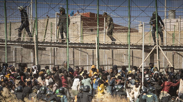 Fas'tan İspanya'ya geçmeye çalışırken çıkan izdihamda 18 düzensiz göçmen öldü
