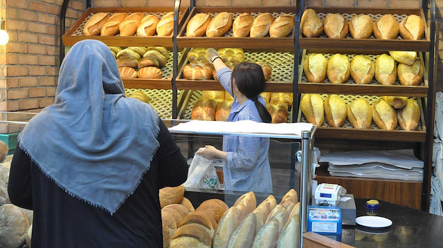 İstanbul'da ekmeği beş liradan satan üç ilçede yanlıştan dönüldü: Pazartesiden itibaren uygulama son bulacak