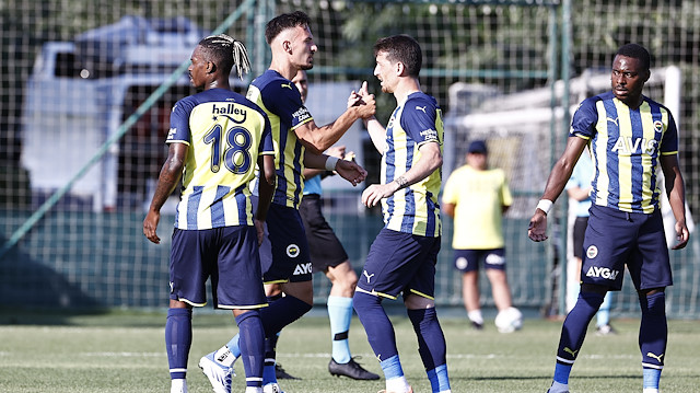 Fenerbahçeli futbolcuların gol sevinçleri