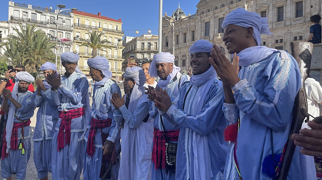 Fransız sömürgeciliğine karşı Cezayir'in folklorik direnişi: Barut Dansı