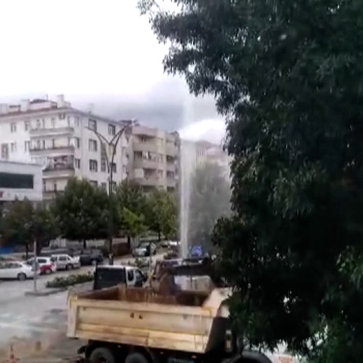 Kırşehirde su borusu patladı: