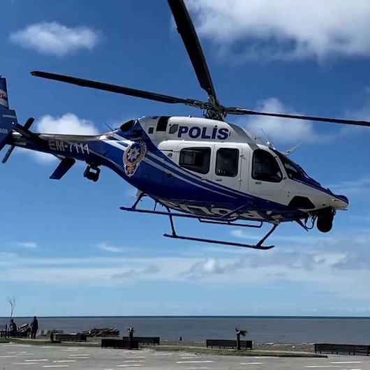 Kastamonuda sel bölgesindeki diyaliz hastalarının yardımına polis helikopteri yetişti