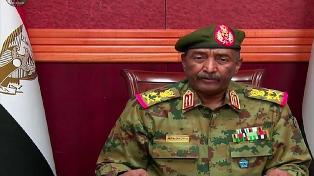 البرهان: السودان حريص على إقامة علاقات "متزنة" مع إثيوبيا