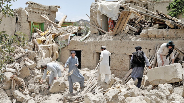 21 Haziran gecesi meydana gelen depremde bin 150 kişi hayatını kaybetti, 2 binden fazla Afgan yaralandı. 1