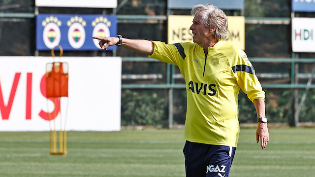 Fenerbahçe'den forvete Artem Dovbyk ve Andrea Petegna hamlesi