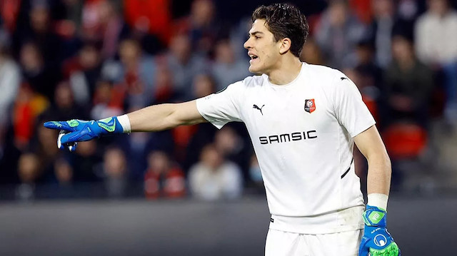 Doğan Alemdar, Rennes formasıyla bu sezon 15 maça çıktı.