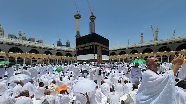 Mescid-i Haram'da cuma namazı
