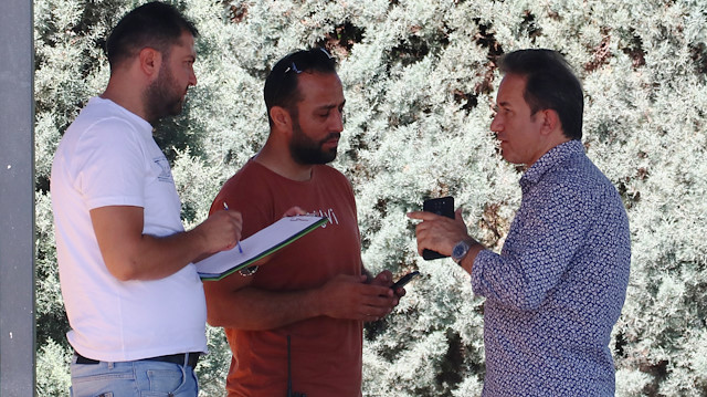 Antalya'da otostopla aracına aldığı kadınlar para dolu çantayı çaldı