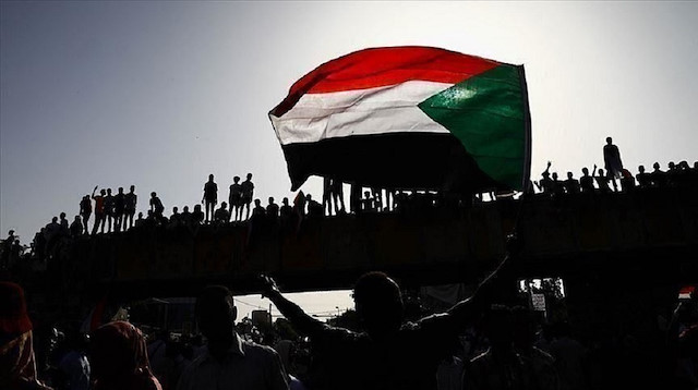 أطباء السودان: ارتفاع عدد قتلى مظاهرات الخميس إلى 10 