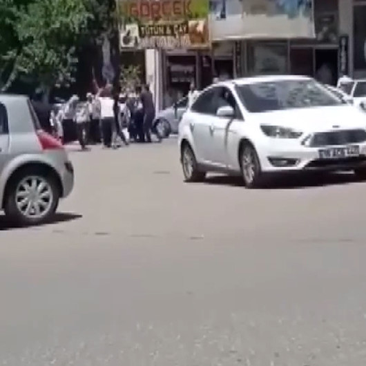 Şanlıurfada akrabaların arazi kavgası kamerada
