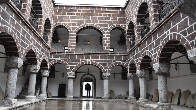 تركيا.. مدرسة تاريخية عثمانية تتحول إلى متحف إثنوغرافيا