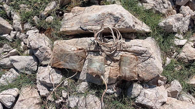 Tunceli'de teröristlerin araziye tuzakladığı patlayıcı imha edildi