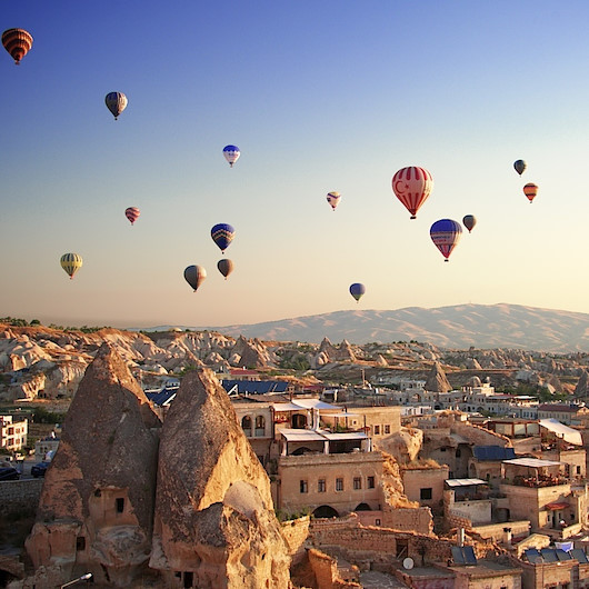 Kapadokya yerli turist sayesinde bayramı dolu dolu geçiriyor