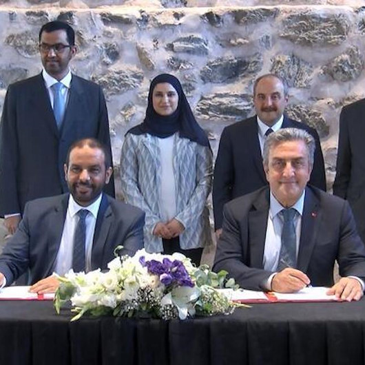 تركيا والإمارات توقعان مذكرة تعاون بمجال الأنشطة الفضائية