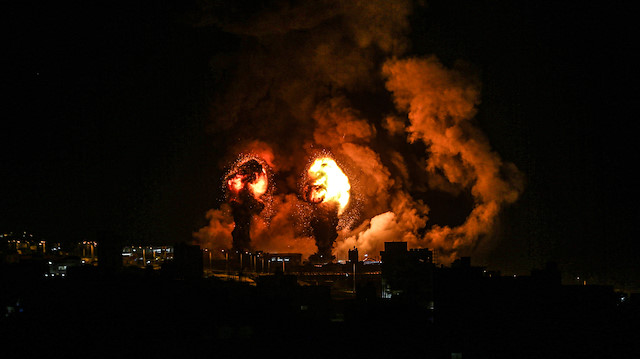 İsrail'den Gazze'ye hava saldırısı.
