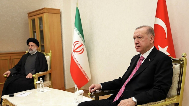 Cumhurbaşkanı Erdoğan İran'da onuruna verilen yemeğe katıldı