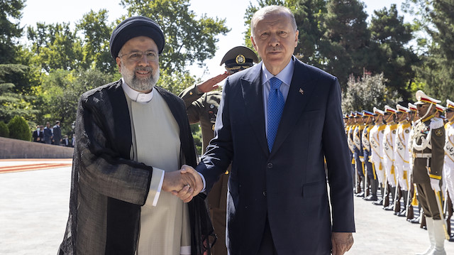 Cumhurbaşkanı Recep Tayyip Erdoğan ve İran Cumhurbaşkanı İbrahim Reisi.