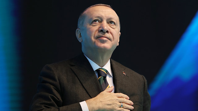 Cumhurbaşkanı Erdoğan'ın verdiği müjde sonrası 'Teşekkürler Erdoğan' etiketi sosyal medyada gündem oldu.