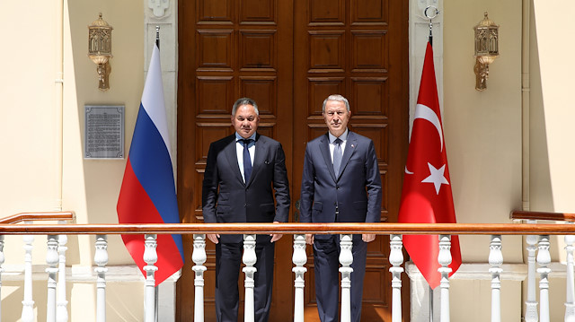 Milli Savunma Bakanı Akar, Rusya Savunma Bakanı Şoygu ile görüştü.