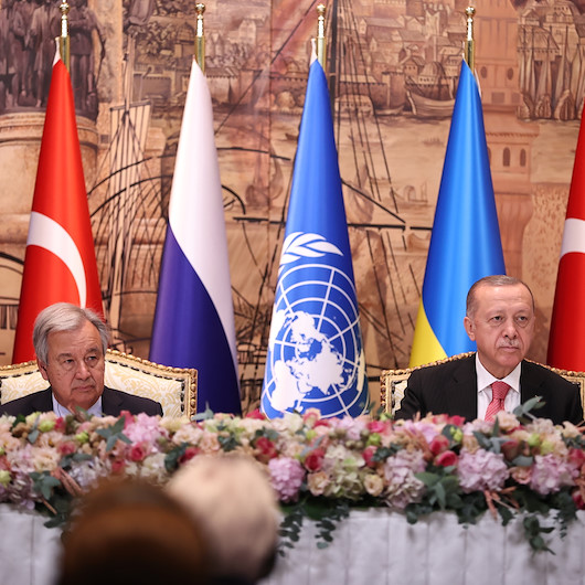 Tahıl koridoru için imzalar atıldı: Denetim İstanbul'da kurulacak merkezde yapılacak