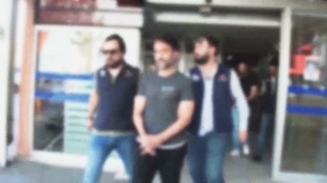 İsrailli turistlere silahlı saldırı düzenlemek için geldikleri Türkiye’de kıskıvrak yakalanan 7 İranlı ajan tutuklandı.