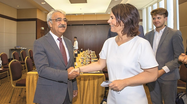 HDP heyeti, Almanya Dışişleri Bakanı Annalena Baerbock'la görüştü. 