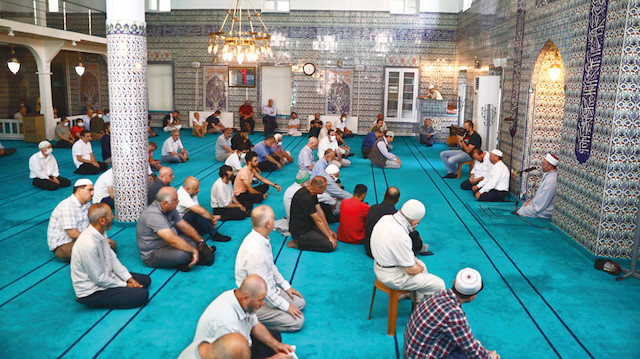 Rasim Özdenören için Çankaya’daki Abdulhadi Kurtuluş Merkez Camii’nde mevlit okundu.