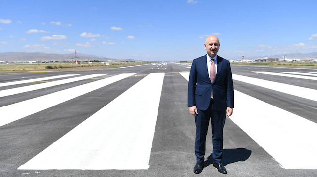 Ulaştırma ve Altyapı Bakanı Adil Karaismailoğlu