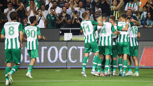 Konyaspor, geçen sezon Süper Lig'i 3. sırada tamamlayarak UEFA Konferans Ligi'nin yolunu tutmuştu.