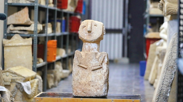 İzmir'de 11 bin yıllık heykel | Kültür Sanat Haberleri