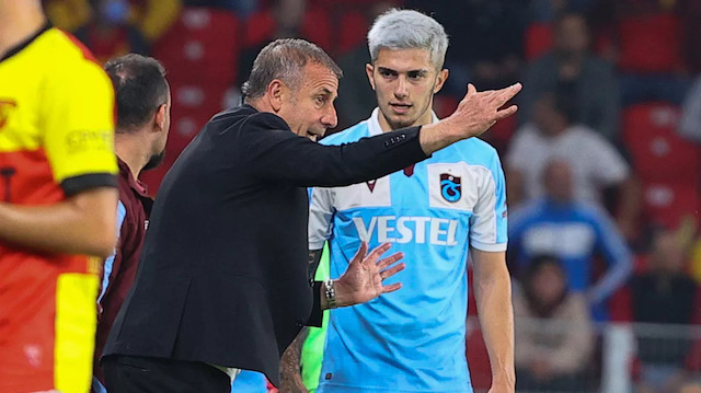Trabzonspor kariyerinde milli takıma kadar yükselen Berat Özdemir, 3 maçta ay-yıldızlı formayı terletti.