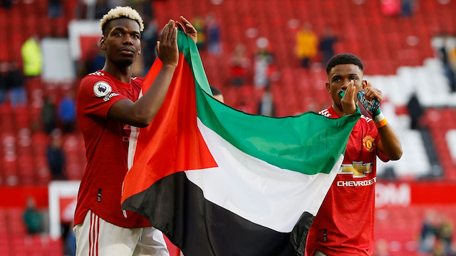 Paul Pogba daha önce Manchester United'da forma giyerken, Fulham maçının ardından Filistin bayrağı açarak İsrail zulmüne tepki göstermişti.