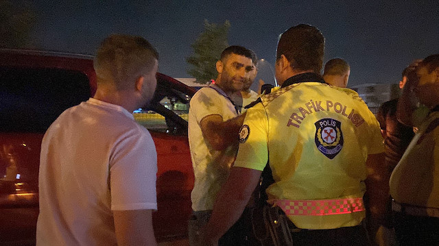 Kazaya neden olan sürücü alkol testini reddetti: Boynumu kes üflemem