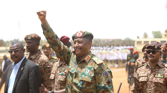 البرهان: الجيش السوداني مع رغبة الشعب في حكومة منتخبة