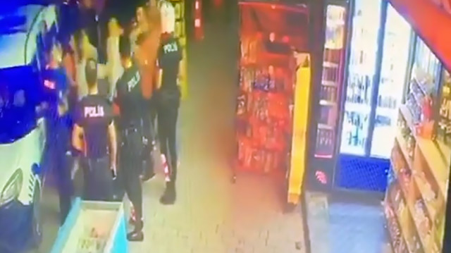Adana'da uygulamadaki polise saldırı