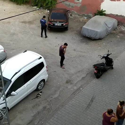 Adana'da kahreden olay: 35 derece sıcaklıkta otomobilde unutulan 3 yaşındaki çocuk hayatını kaybetti