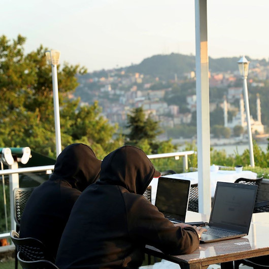 Aranan hacker Bakan Mustafa Varank çıktı