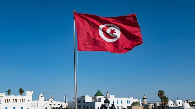 محامٍ تونسي: محكمة عسكرية تقضي بسجن صحفي 3 أشهر