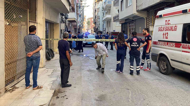 İzmir'de damat dehşet saçtı: Boşanma aşamasındaki eşini ve kayınpederini öldürdü, 2 baldızını yaraladı