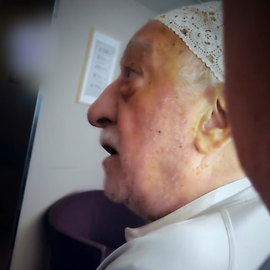 FETÖ elebaşı Gülen: Izdırapla kıvranıyorum