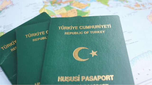 Yeşil pasaportlarda süre 10 yıla çıkarılıyor.