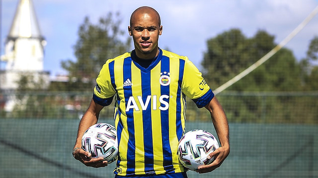Tisserand, sarı-lacivertli formayla 54 maça çıktı ve 1 gol 3 asist kaydetti. 