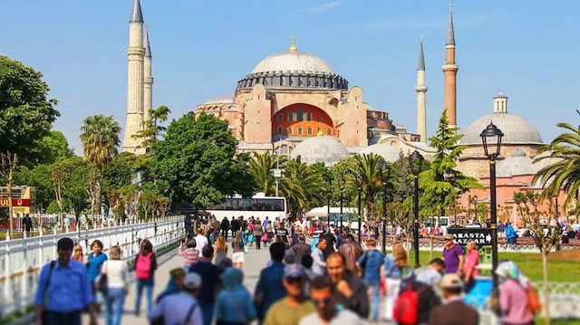 Türkiye son 7 ayda 23 milyonu aşkın turist ağırladı.