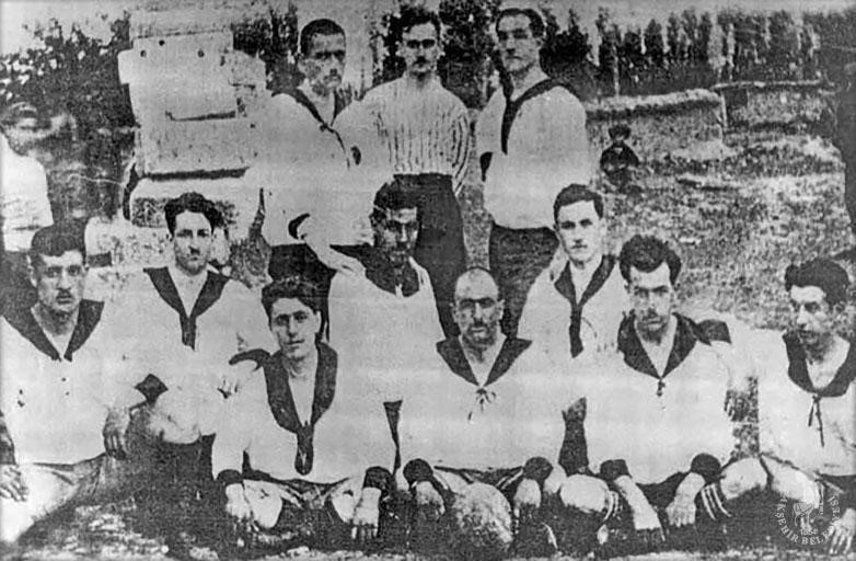 Büyük Taarruz’u gizliyen tarihi futbol maçı oyuncuları